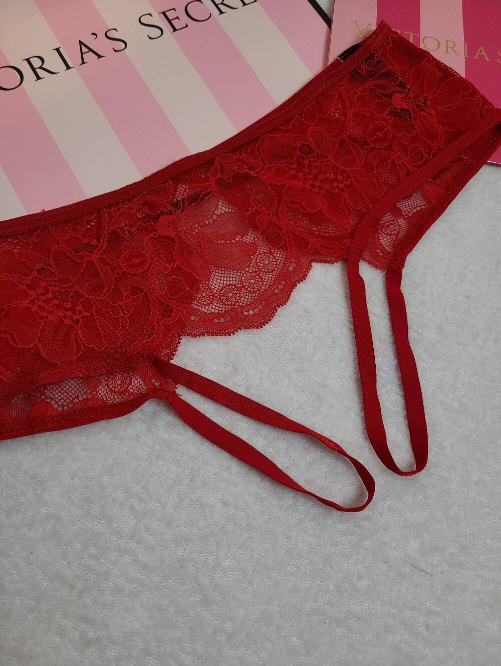 Victoria's Secret Sexy Sheer Lace Crotchless Cheeky Panty Size Sm - Picture 2 of 5